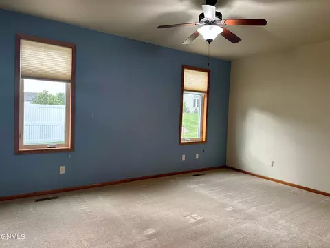 3430 Edgewood Place Pl, Bismarck, ND 58503 photo 15