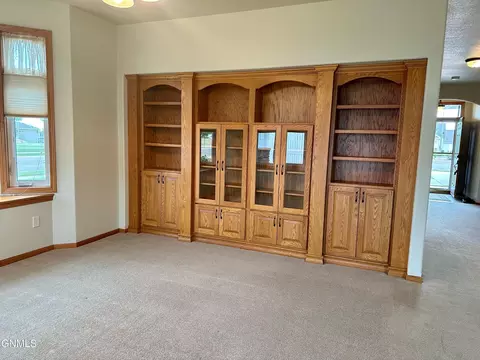 3430 Edgewood Place Pl, Bismarck, ND 58503 photo 7