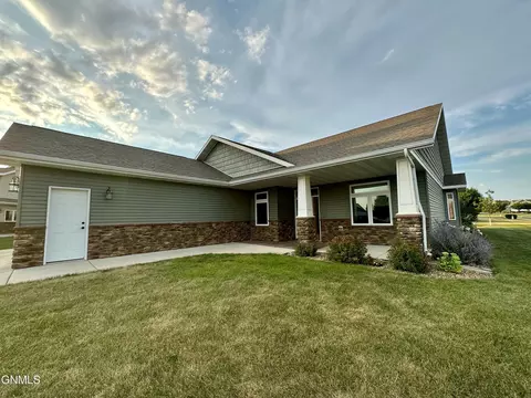 3430 Edgewood Place Pl, Bismarck, ND 58503 photo 31