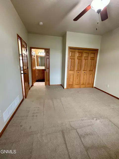 3430 Edgewood Place Pl, Bismarck, ND 58503 photo 23