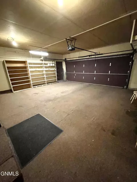 151 Redstone Dr, Bismarck, ND 58503 photo 20
