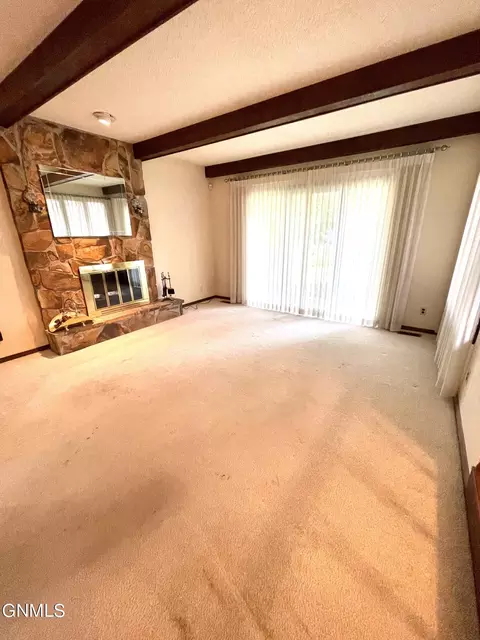 151 Redstone Dr, Bismarck, ND 58503 photo 7
