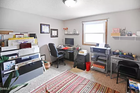 1611 E Hillcourt, Williston, ND 58801 photo 28