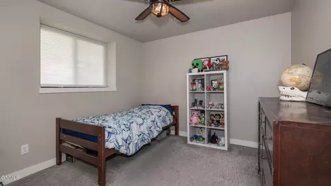 1485 Donna Ln, Dickinson, ND 58601 photo 22