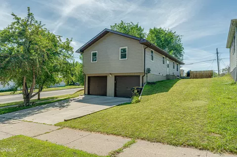 1420 Divide Ave, Bismarck, ND 58501 photo 50