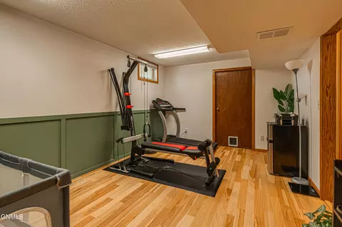 1420 Divide Ave, Bismarck, ND 58501 photo 29