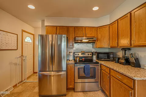 1420 Divide Ave, Bismarck, ND 58501 photo 7
