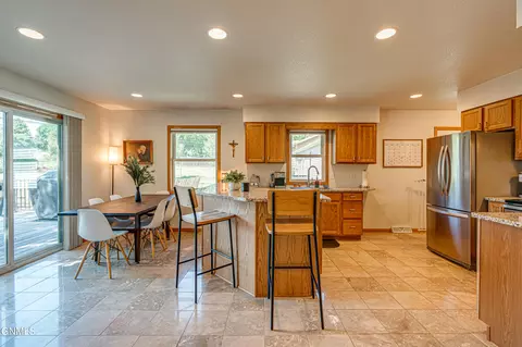 1420 Divide Ave, Bismarck, ND 58501 photo 3