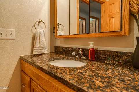 1420 Divide Ave, Bismarck, ND 58501 photo 18