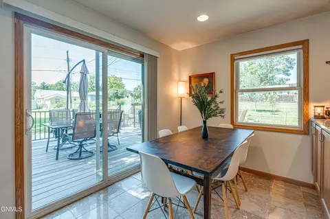 1420 Divide Ave, Bismarck, ND 58501 photo 11