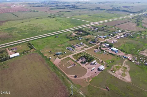 14269 Painted Woods Dr, Williston, ND 58801 photo 59