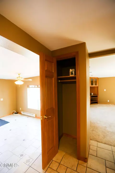 14269 Painted Woods Dr, Williston, ND 58801 photo 19