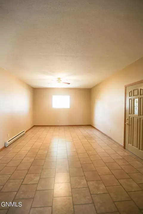 14269 Painted Woods Dr, Williston, ND 58801 photo 12