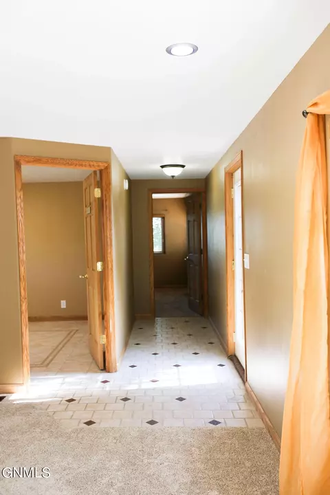 14269 Painted Woods Dr, Williston, ND 58801 photo 30