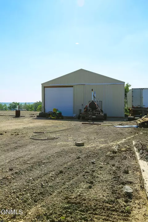 14269 Painted Woods Dr, Williston, ND 58801 photo 51
