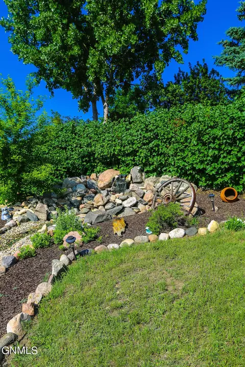 14269 Painted Woods Dr, Williston, ND 58801 photo 39
