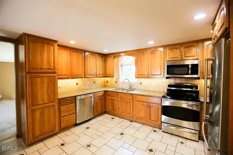 14269 Painted Woods Dr, Williston, ND 58801 photo 17