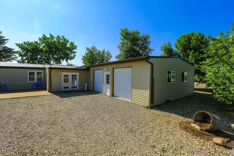 14269 Painted Woods Dr, Williston, ND 58801 photo 2