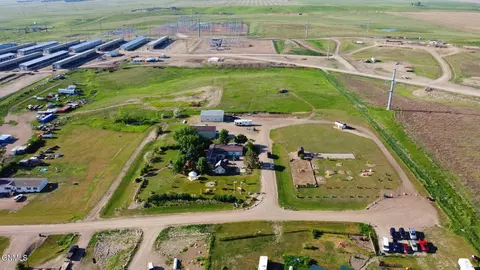 14269 Painted Woods Dr, Williston, ND 58801 photo 56