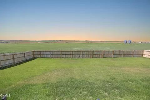 2815 44th Ave W, Williston, ND 58801 photo 42