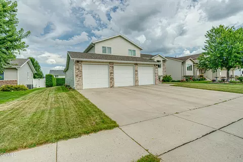 2135 3rd St S, Bismarck, ND 58504 photo 57