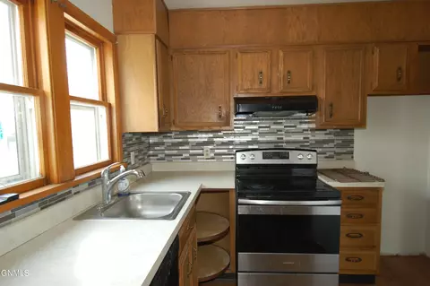 401 W Main St, Sidney, MT 59270 photo 8