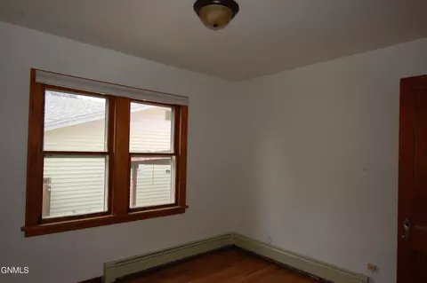 401 W Main St, Sidney, MT 59270 photo 11