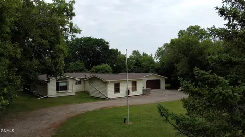 3440 86th Ave SE, Jamestown, ND 58401