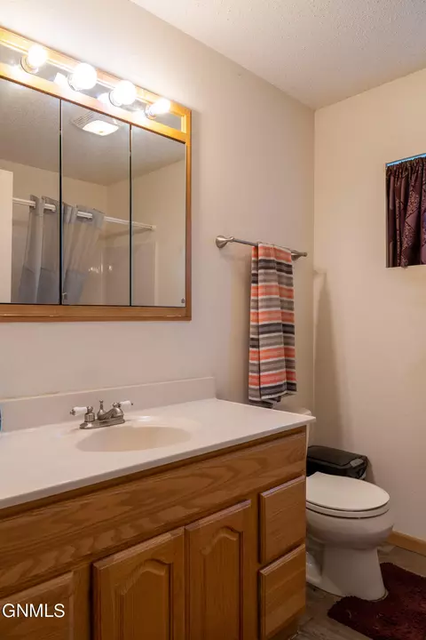 203 Main Ave E, Alexander, ND 58831 photo 30