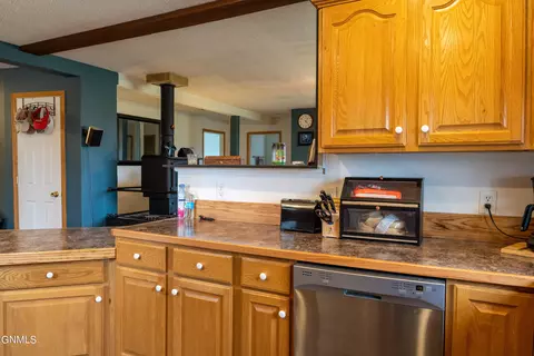 203 Main Ave E, Alexander, ND 58831 photo 17