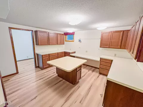 1602 10th St W, Williston, ND 58801 photo 32