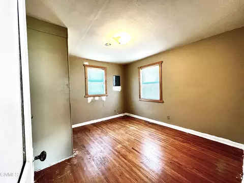 1007 9th Ave W, Williston, ND 58801 photo 3