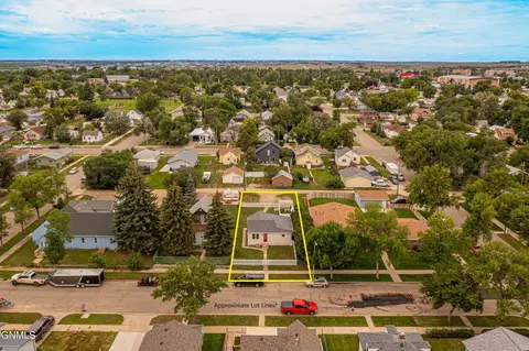 815 5th Ave W, Williston, ND 58801 photo 39