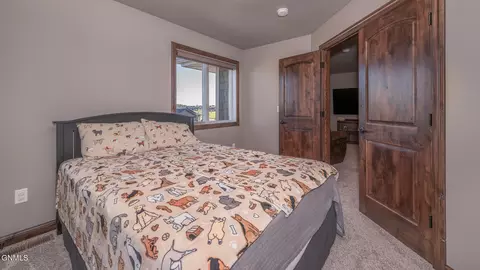 1011 Community Loop, Bismarck, ND 58503 photo 38