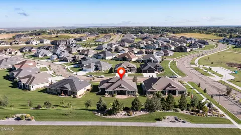 1011 Community Loop, Bismarck, ND 58503 photo 31