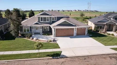 1011 Community Loop, Bismarck, ND 58503 photo 27
