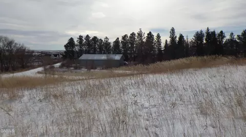 902 11th Ave SW, Watford City, ND 58854