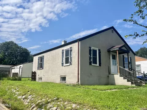 216 Hill St, Bismarck, ND 58504