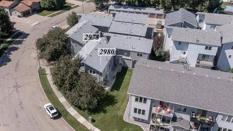 2978 Warwick Loop, Bismarck, ND 58504 photo 2