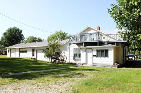 220 5th Ave, Turtle Lake, ND 58575