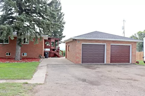 109 6th St NE, Mandan, ND 58554 photo 54