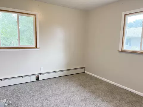 109 6th St NE, Mandan, ND 58554 photo 15