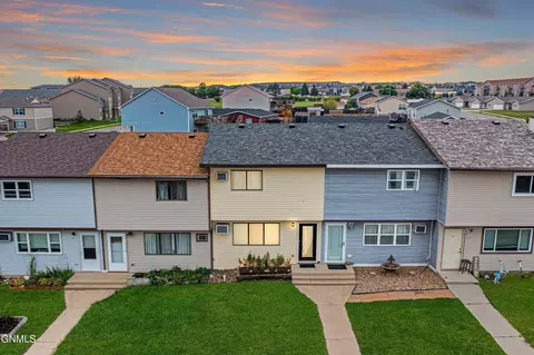 2816 22nd Ave W, Williston, ND 58801