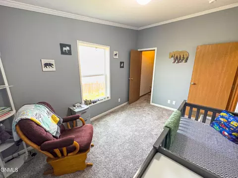 3817 22nd Ave W, Williston, ND 58801 photo 25