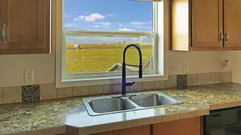 12423 59k St, Epping, ND 58843 photo 5