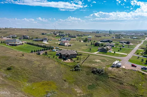 2011 17th St E, Williston, ND 58801 photo 45