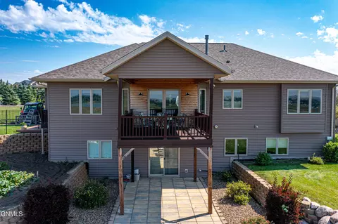 2011 17th St E, Williston, ND 58801 photo 42