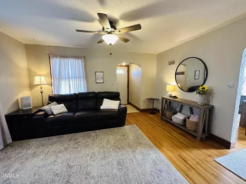 1317 Main St, Williston, ND 58801 photo 13