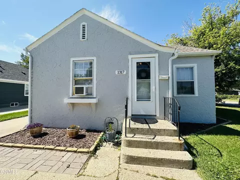 1317 Main St, Williston, ND 58801