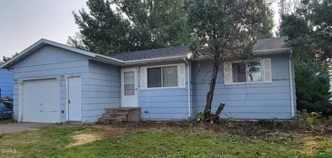 26 Gibbons Dr, Lincoln, ND 58504